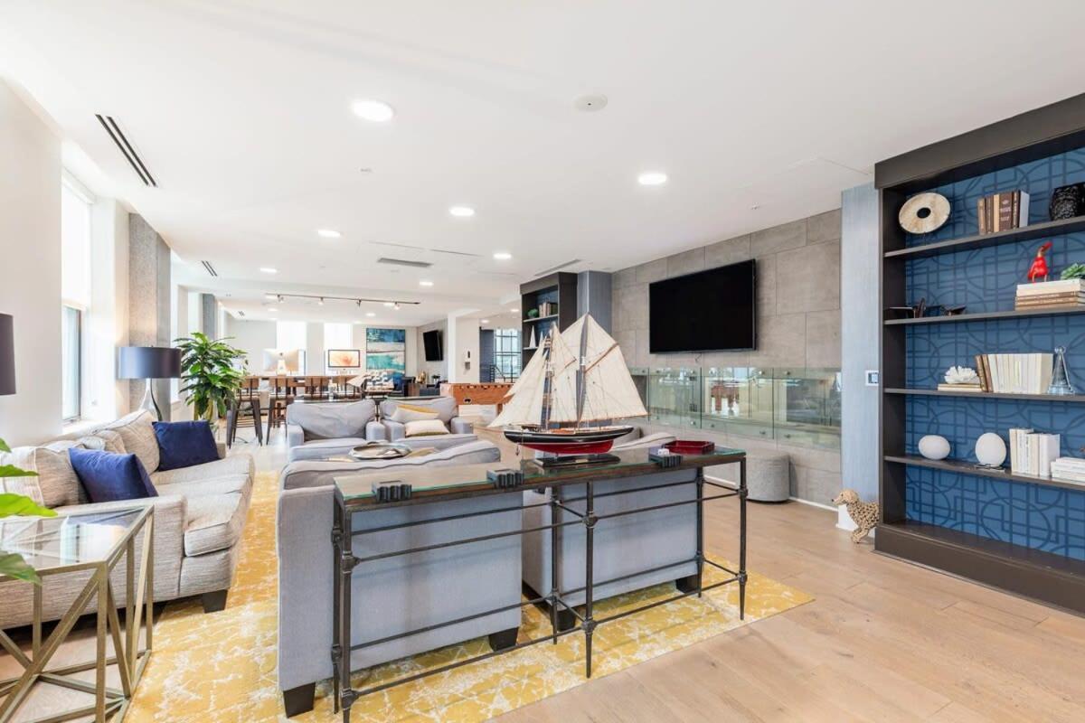 2Br Luxury Apartment With Rooftop Deck & Pool Baltimora Esterno foto